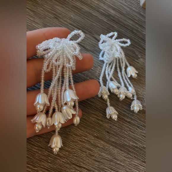 Flower earring drops - Picture 2 of 4